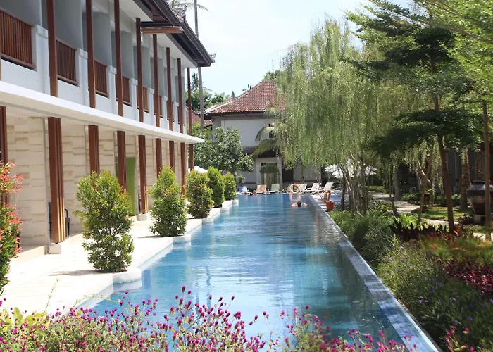 Grand Whiz Bali Hotel 4*