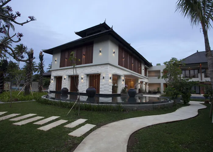 Grand Whiz Bali Hotel Nusa Dua (Bali)