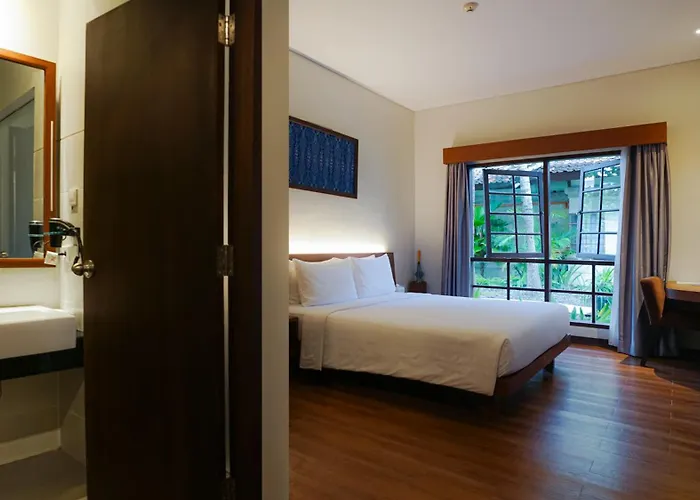 Hotel Grand Whiz Bali 4*