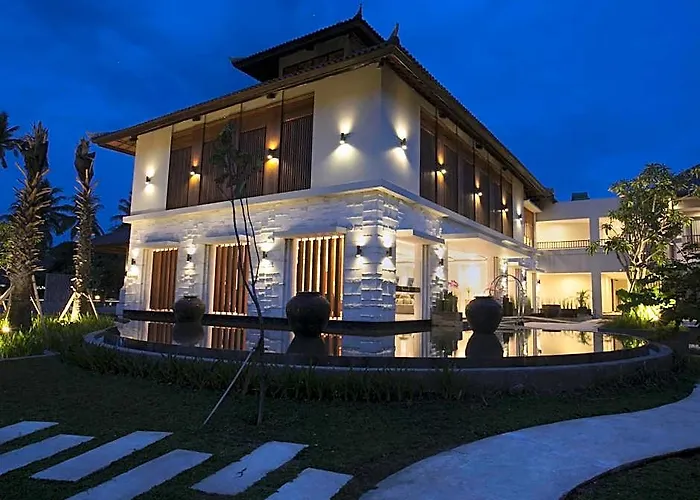 Grand Whiz Bali 4*
